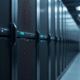 Rack serveur moderne dans cage de Faraday métallique